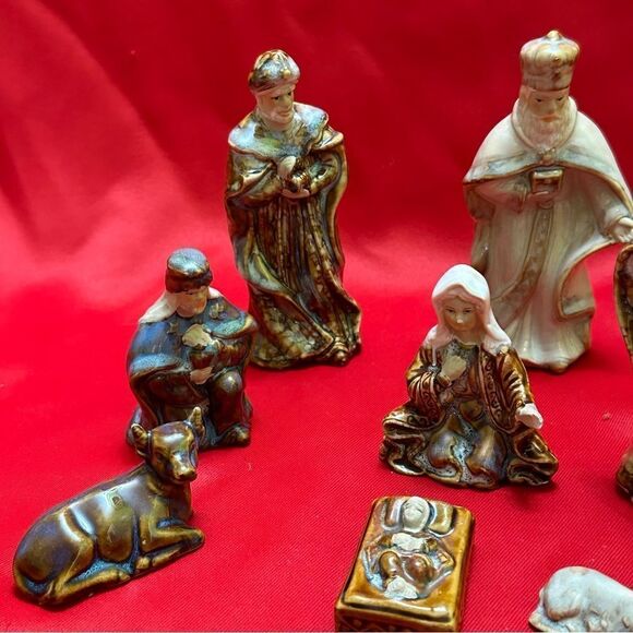 Christmas Native porcelain set - Picture 3 of 8